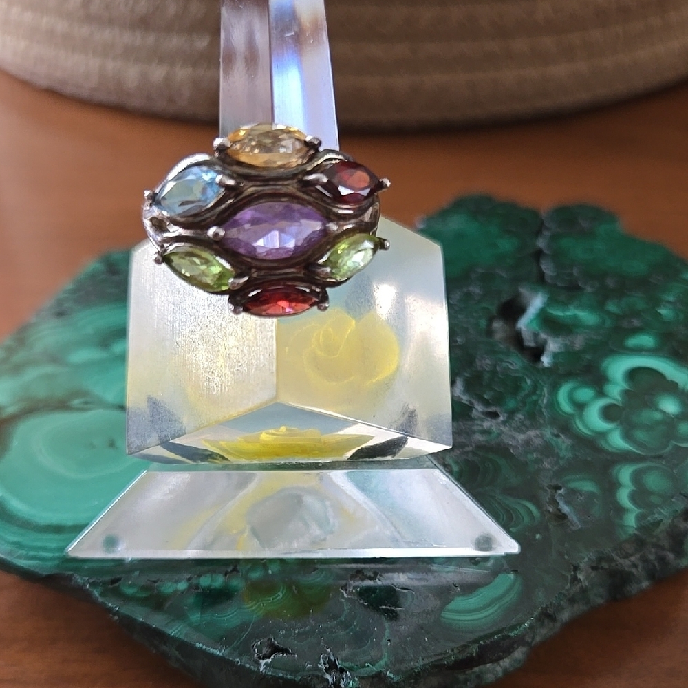 Sterling Silver Ornate Gemstone Cluster Ring.